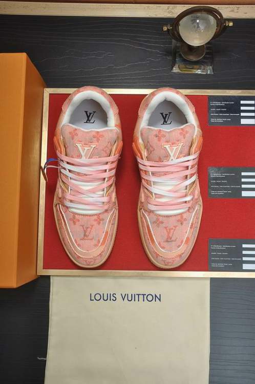 Picture of Louis Vuitton Shoes _SKULVsz35-4038-46hnh081316329
